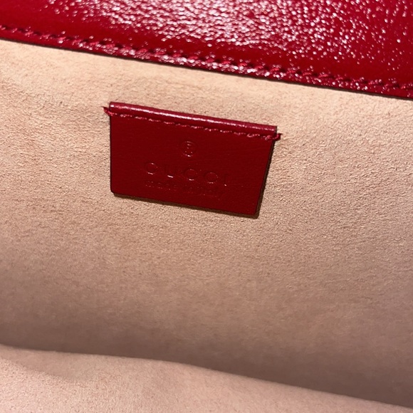 Gucci Shoulder Bag - Picture 4 of 9